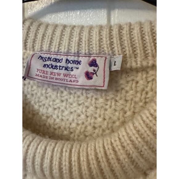 Made in Scotland Vintage 100% Wool Highland Home Industries cable Knit Sweater L - Picture 3 of 4